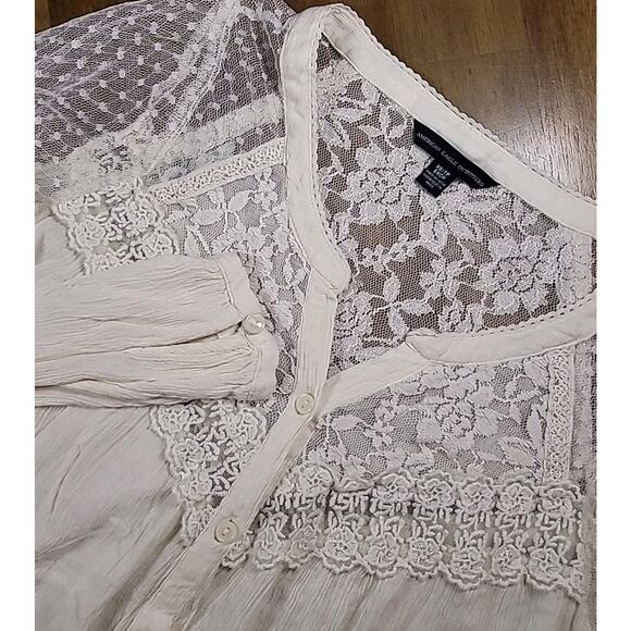 AE Ivory Peasant Top XS Boho Crochet Lace Fairycore Romantic Blouse - Picture 1 of 8